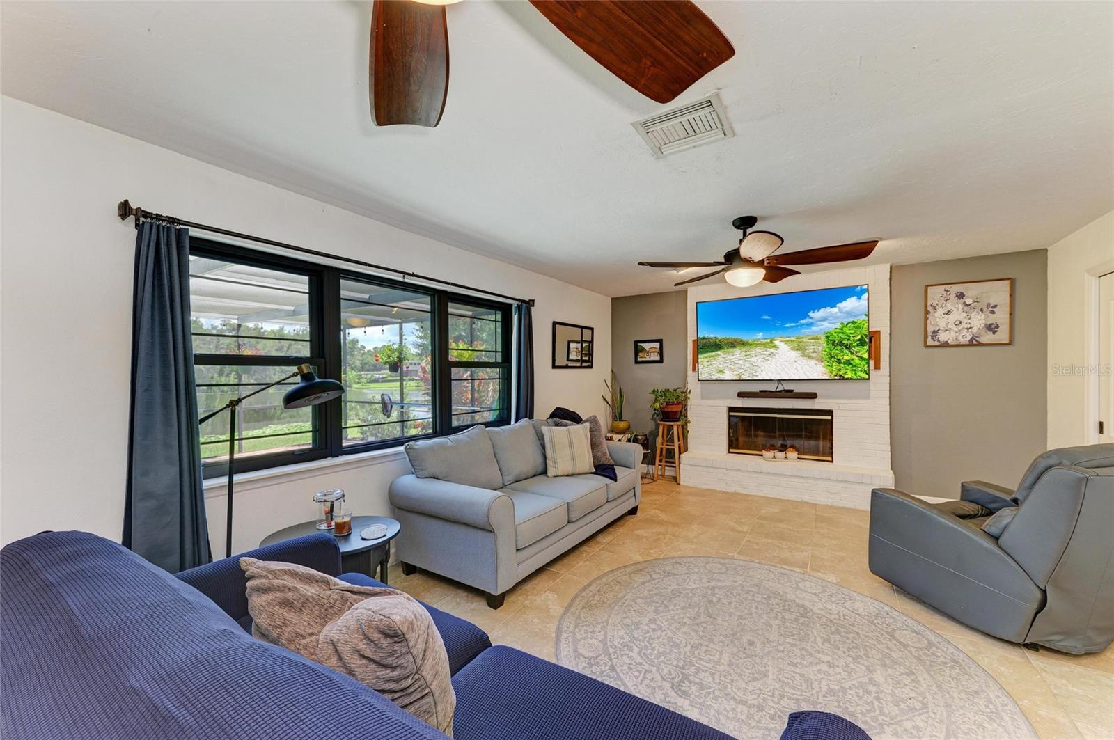 Image 11 of 67 For 6114 95th Street Circle E