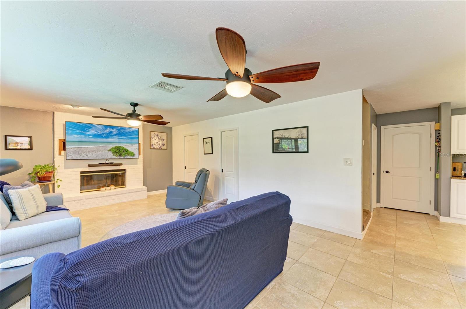 Image 12 of 67 For 6114 95th Street Circle E