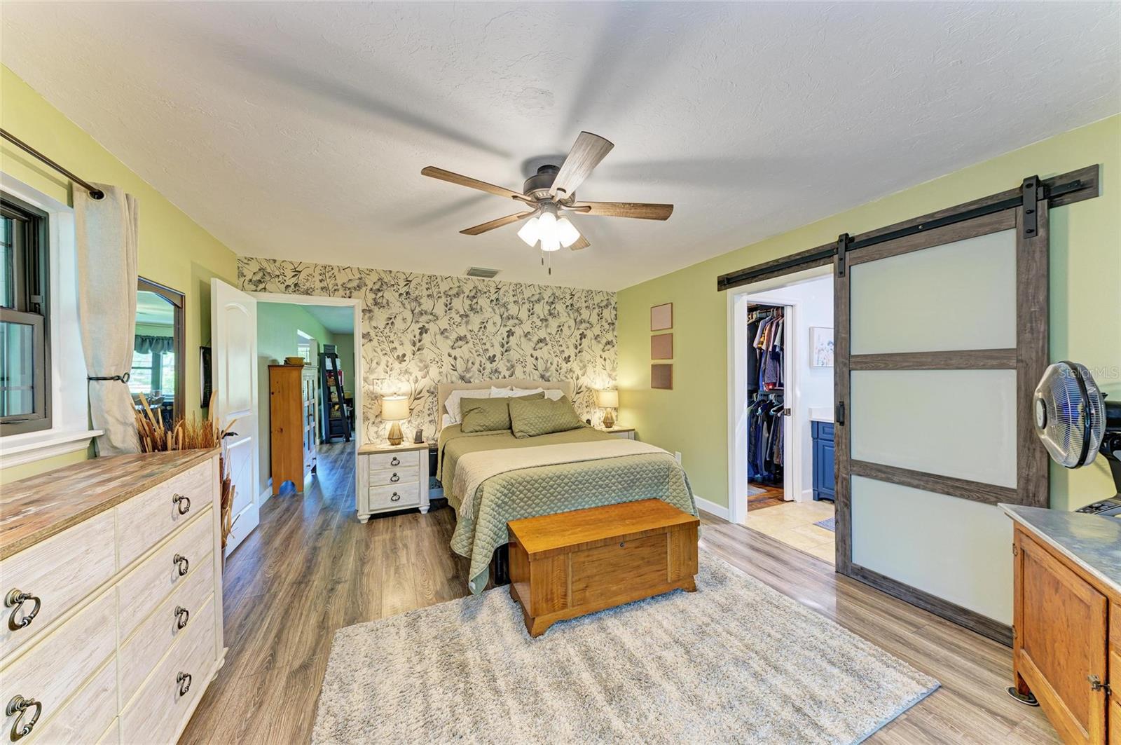 Image 16 of 67 For 6114 95th Street Circle E