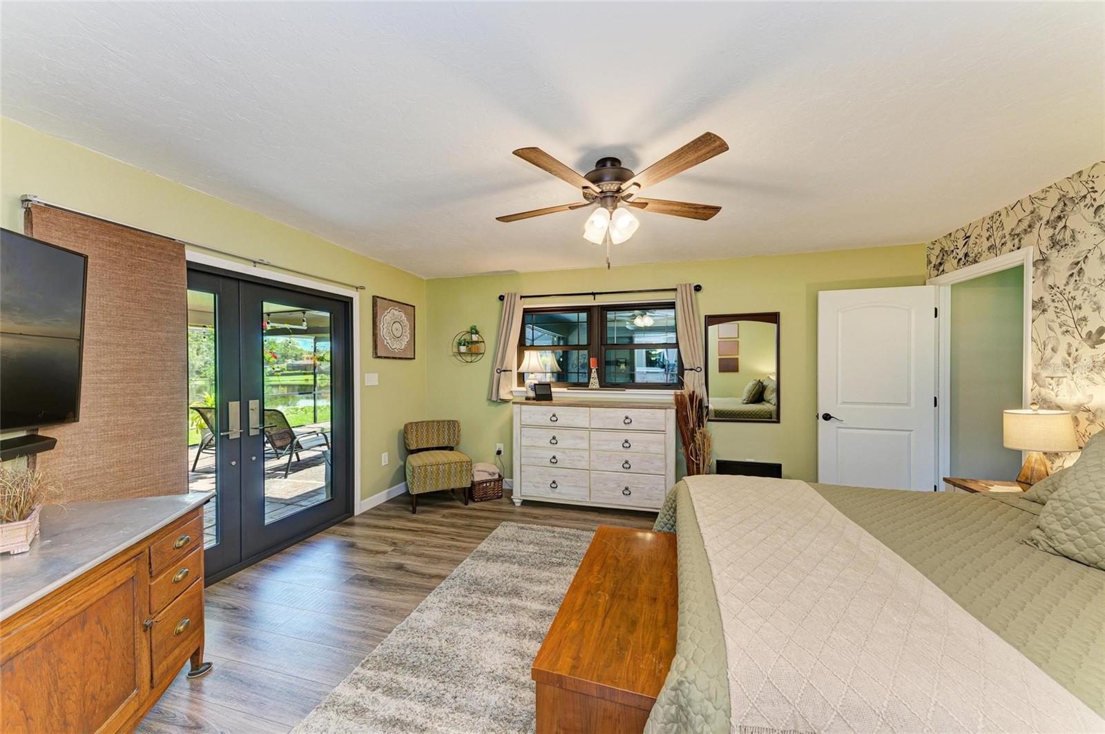 Image 17 of 67 For 6114 95th Street Circle E