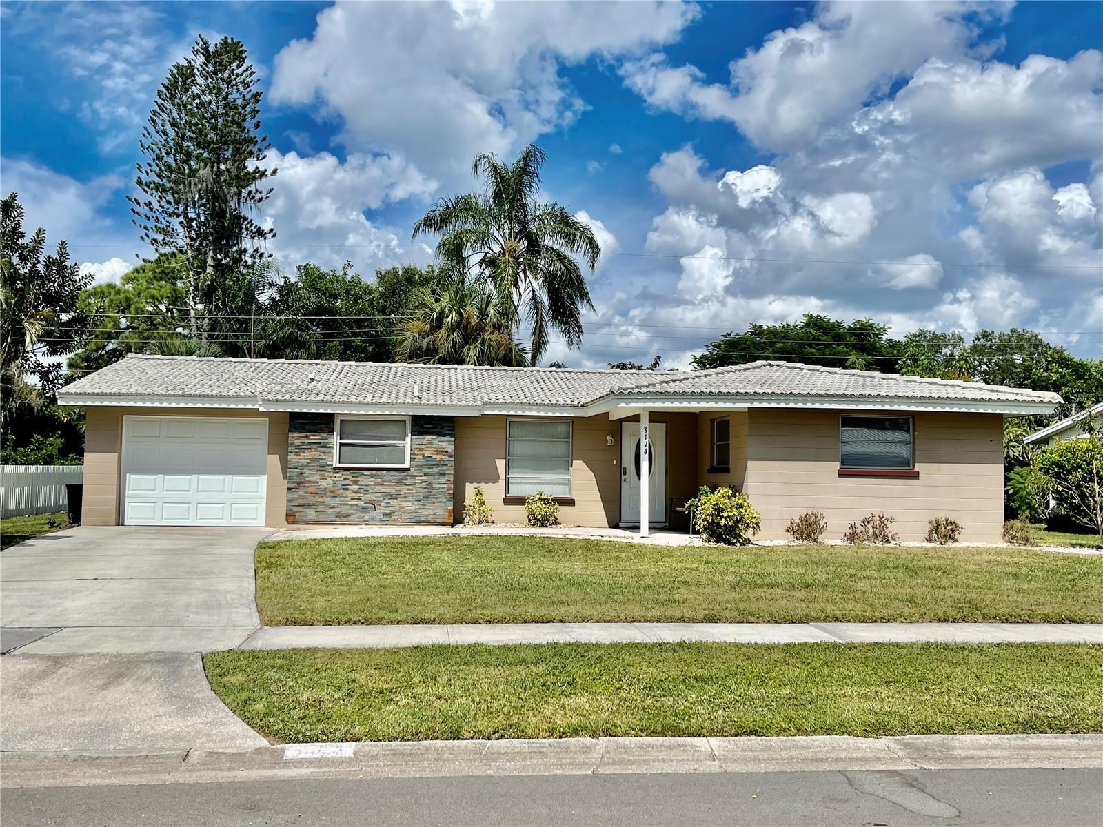 Details for 3174 Regatta Circle, SARASOTA, FL 34231