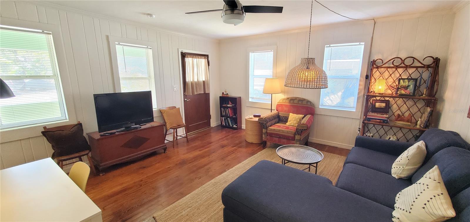 Image 5 of 19 For 1823 5th Street