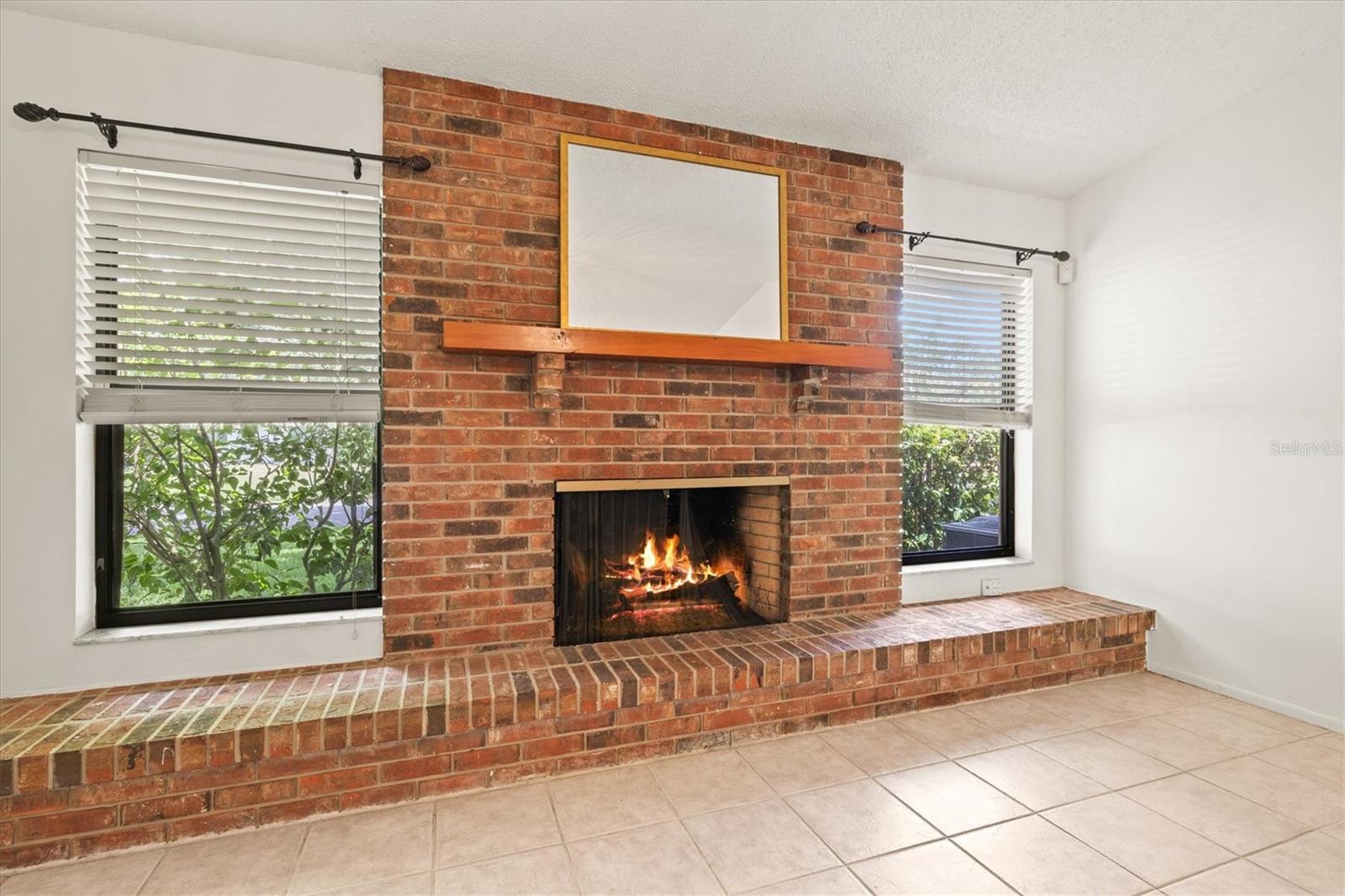 Image 15 of 48 For 3799 Aster Drive