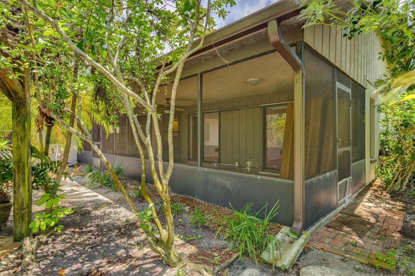 Image 30 of 48 For 3799 Aster Drive