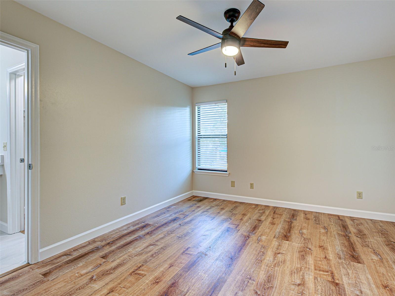 Image 22 of 54 For 4008 Crockers Lake Boulevard 22