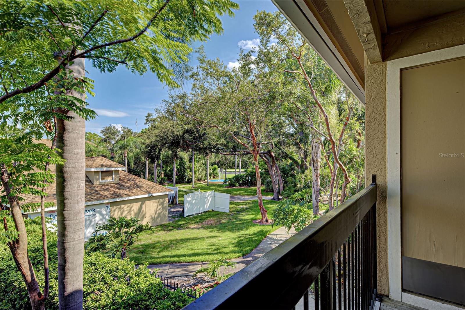 Image 47 of 54 For 4008 Crockers Lake Boulevard 22
