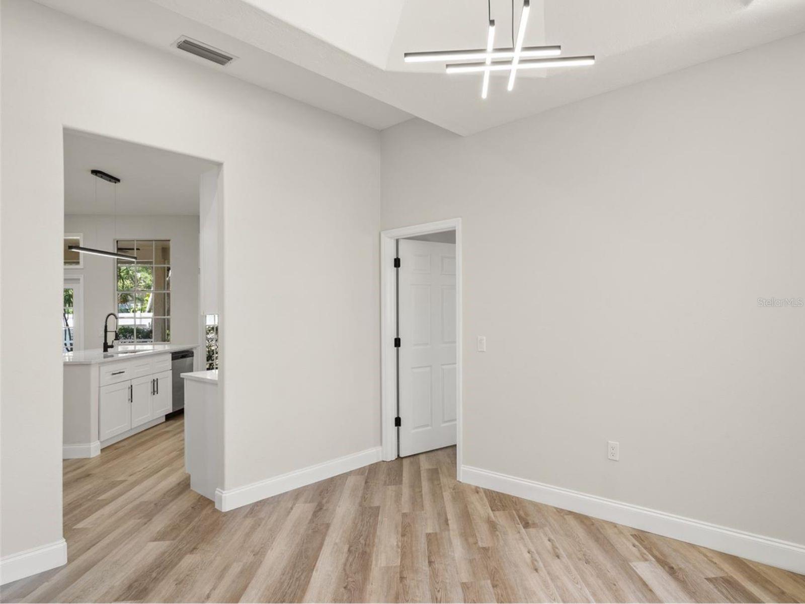 Image 14 of 29 For 4317 74th Avenue E