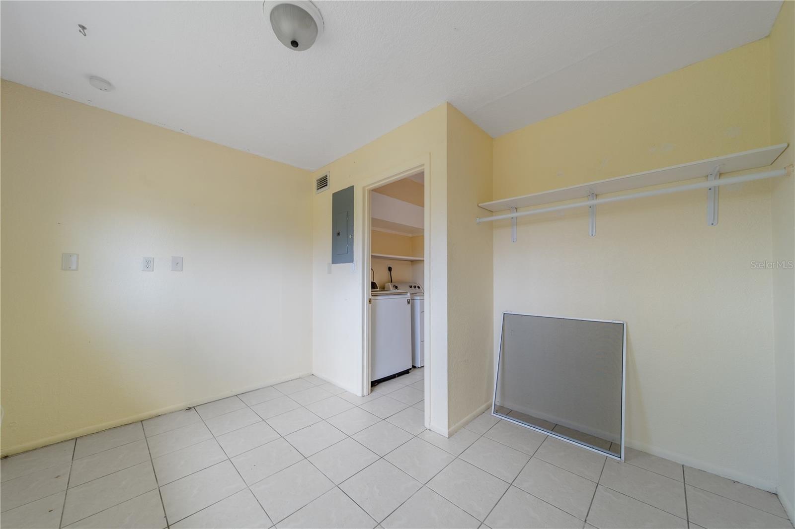 Image 14 of 32 For 4045 Conway Boulevard