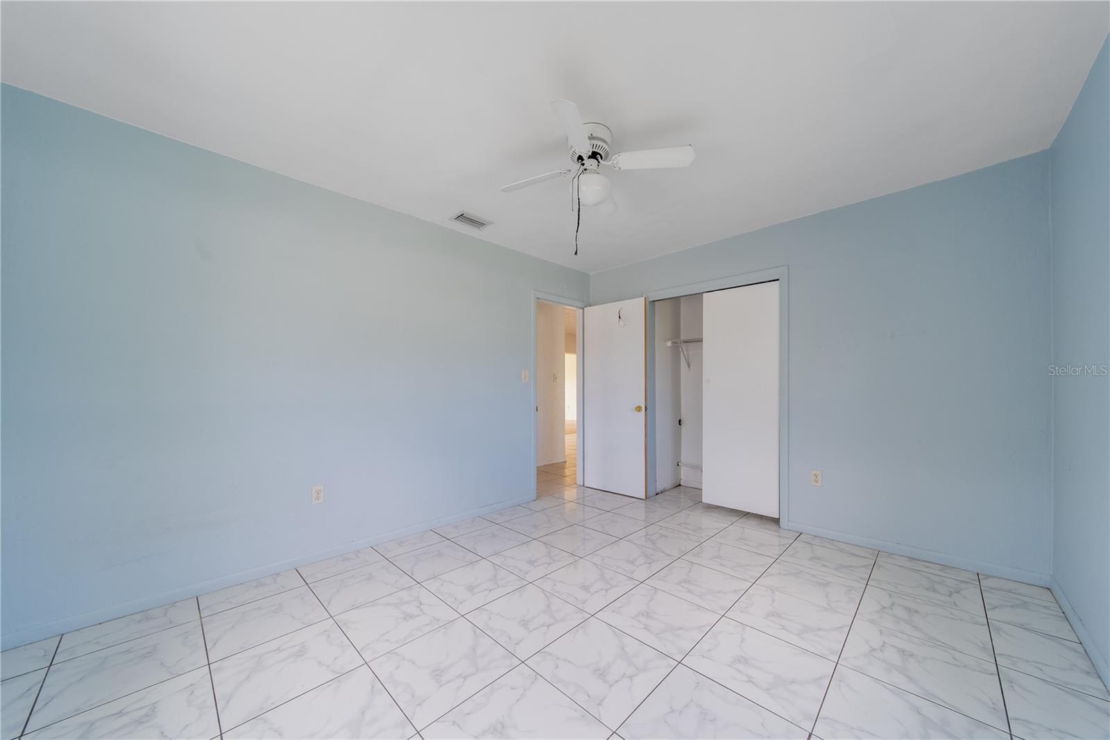 Image 7 of 32 For 4045 Conway Boulevard