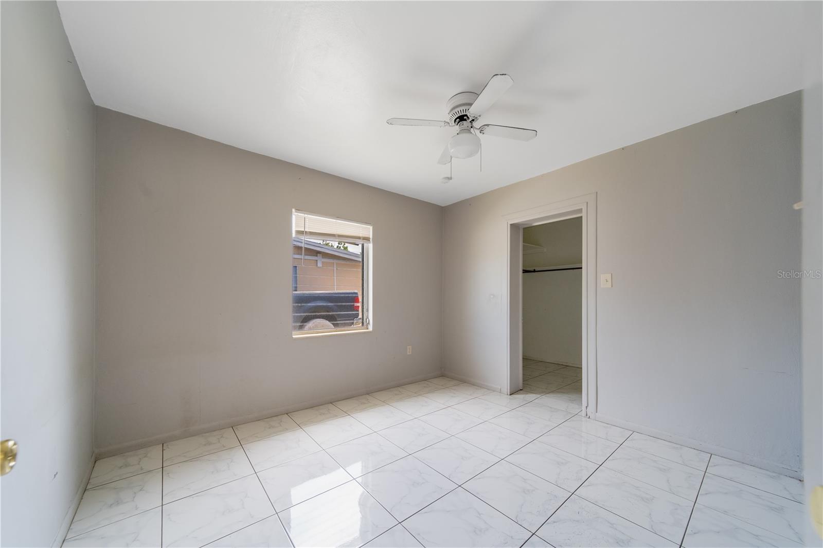 Image 8 of 32 For 4045 Conway Boulevard