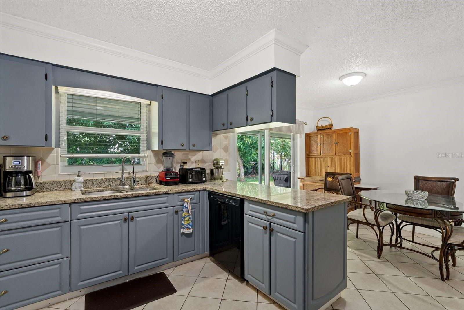 Image 14 of 29 For 4928 Habana Drive