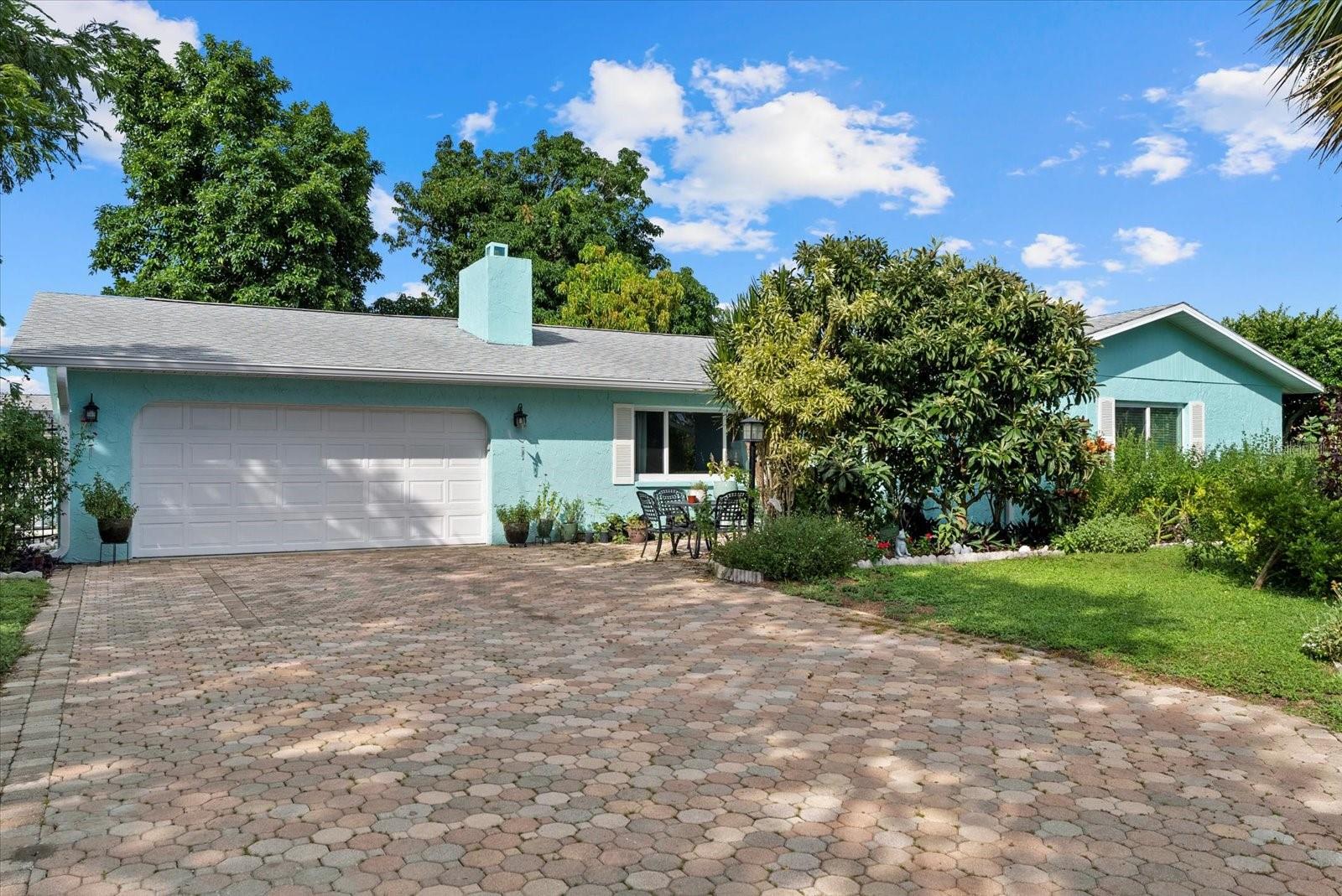 Image 2 of 29 For 4928 Habana Drive