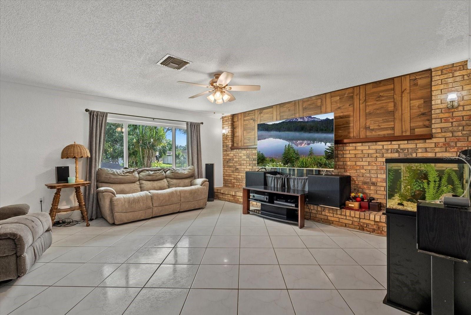 Image 4 of 29 For 4928 Habana Drive