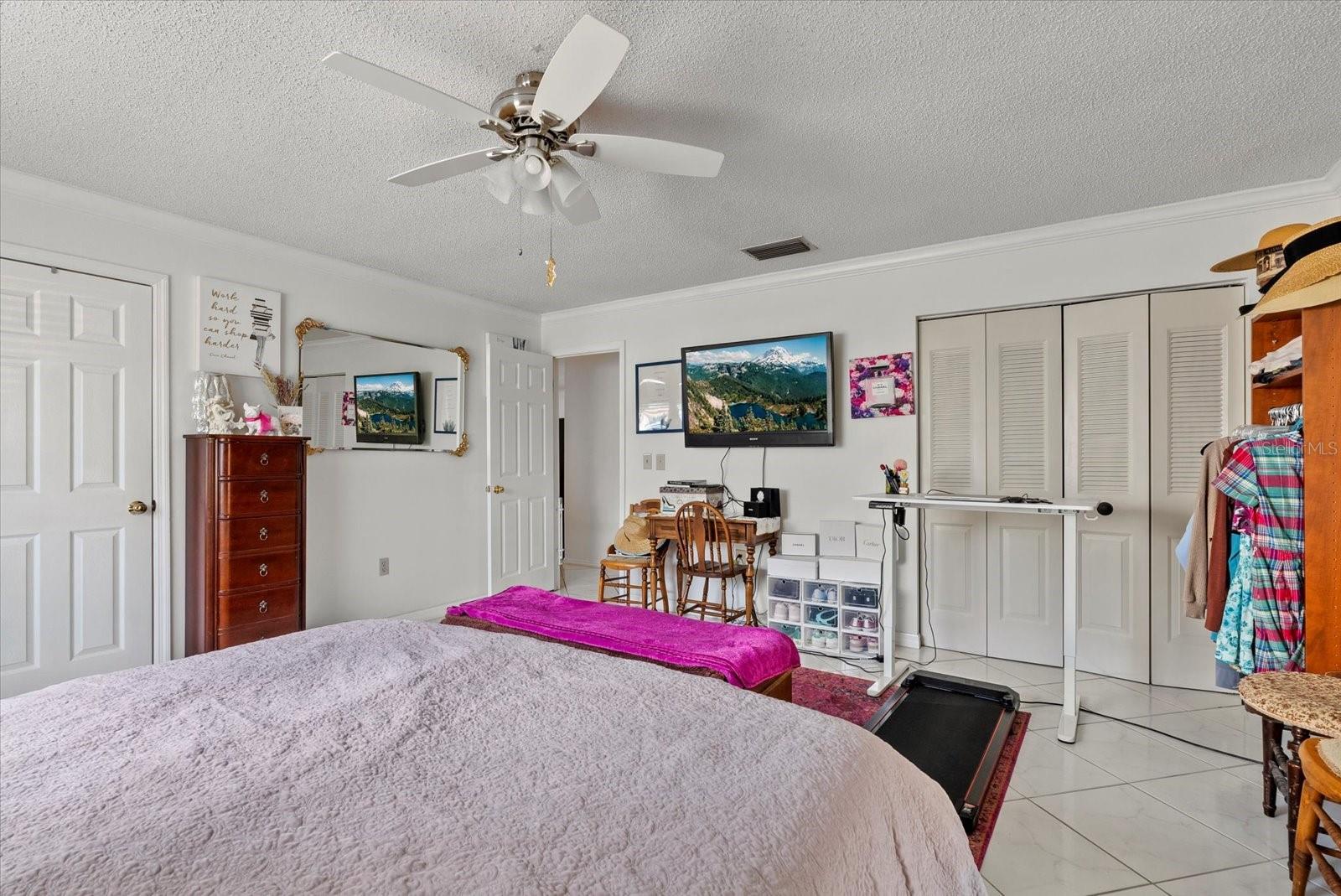 Image 8 of 29 For 4928 Habana Drive