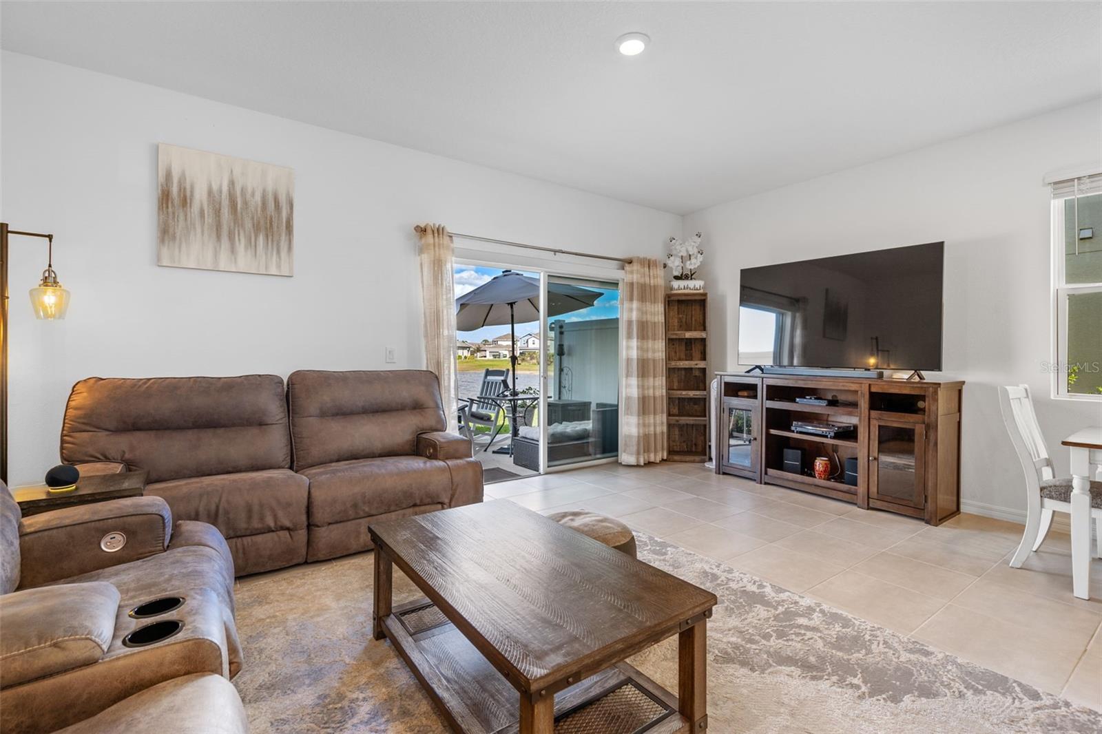 Image 10 of 41 For 5734 Archipelago Street