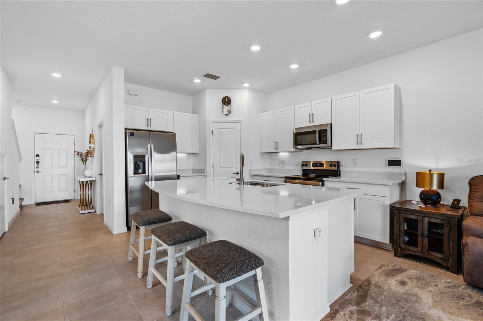 Image 12 of 41 For 5734 Archipelago Street