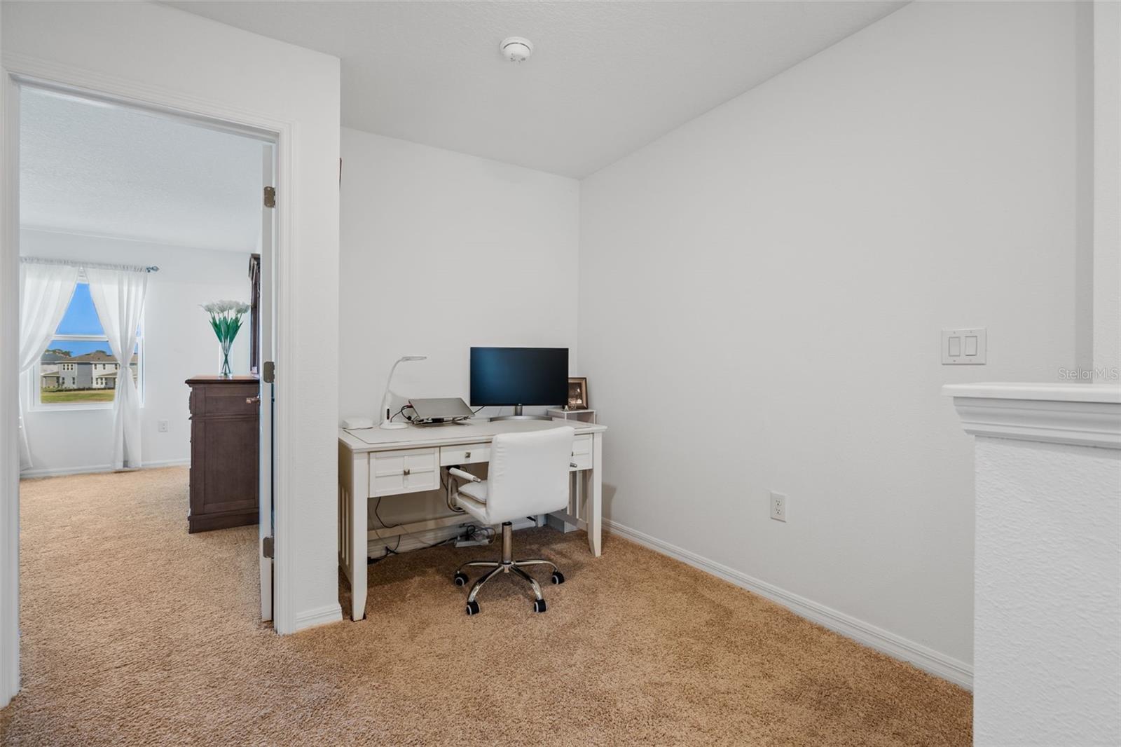 Image 16 of 41 For 5734 Archipelago Street