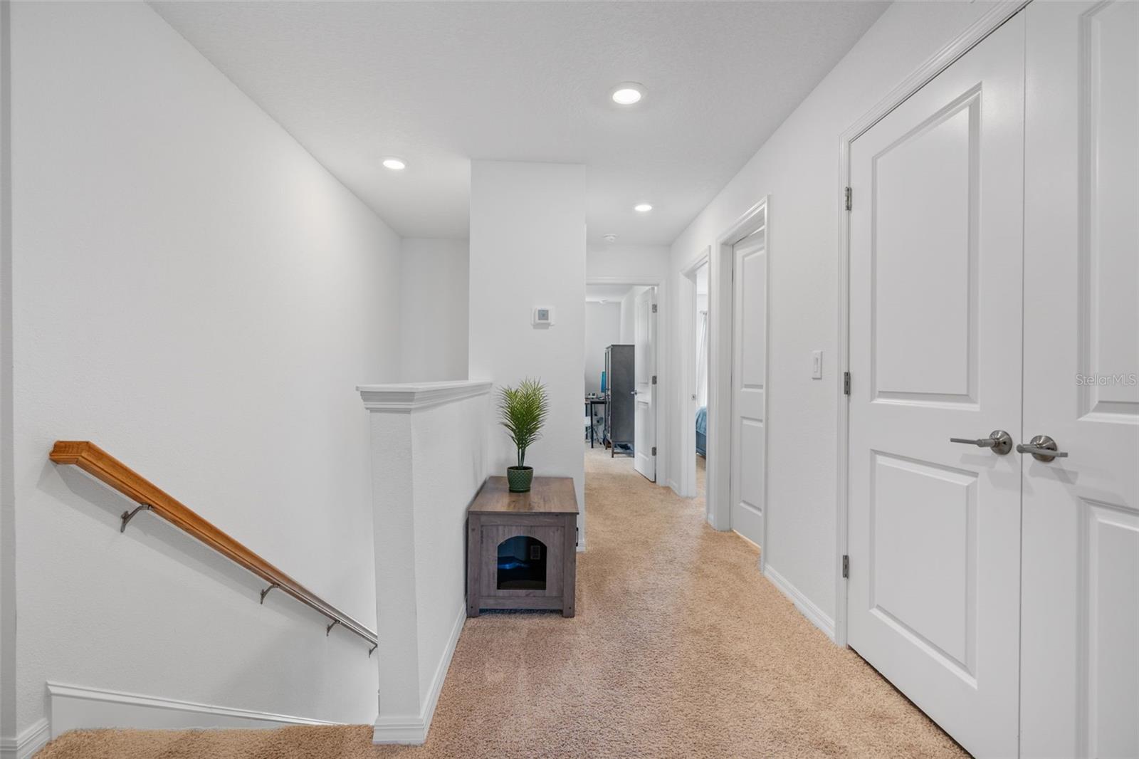 Image 17 of 41 For 5734 Archipelago Street