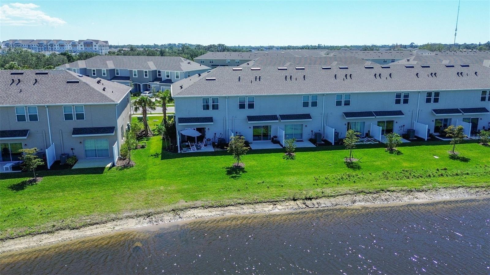 Image 4 of 41 For 5734 Archipelago Street