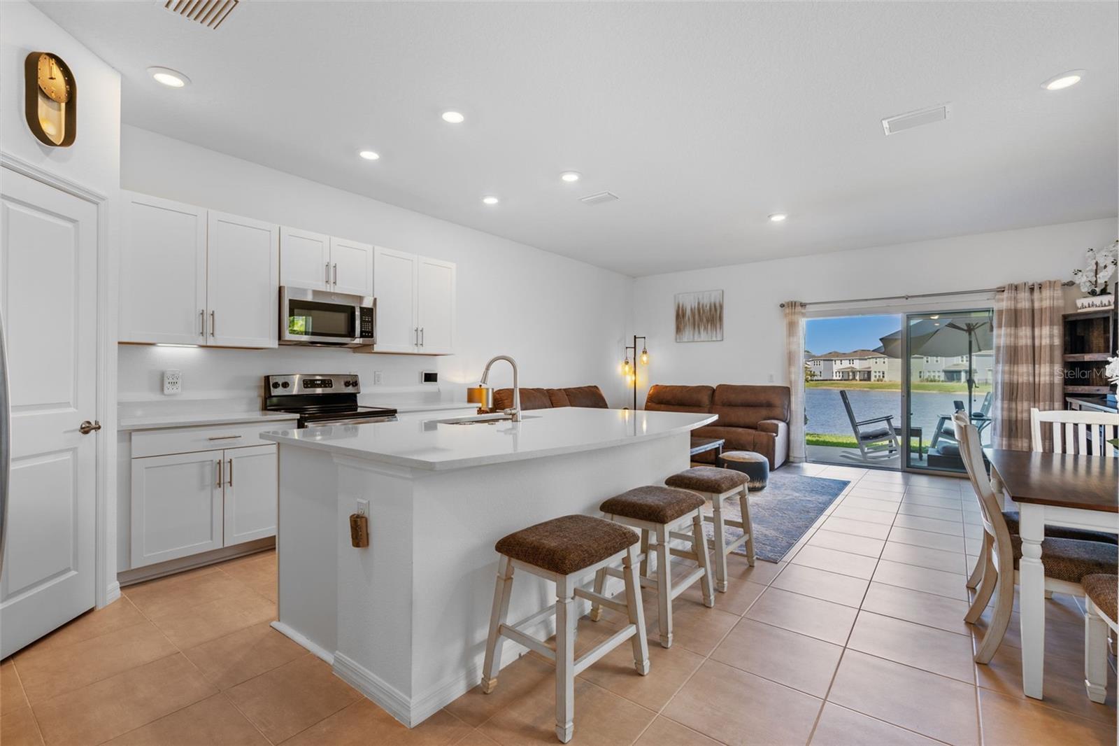 Image 7 of 41 For 5734 Archipelago Street