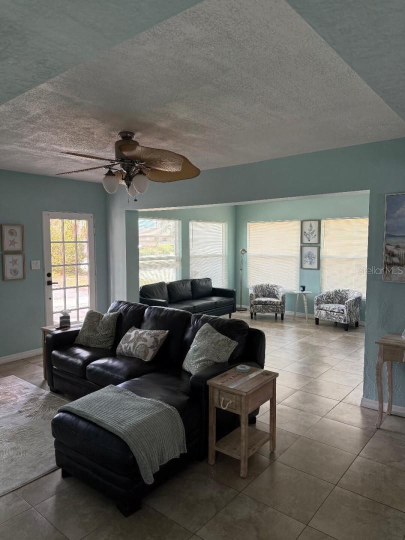 Image 3 of 19 For 617 Guild Drive
