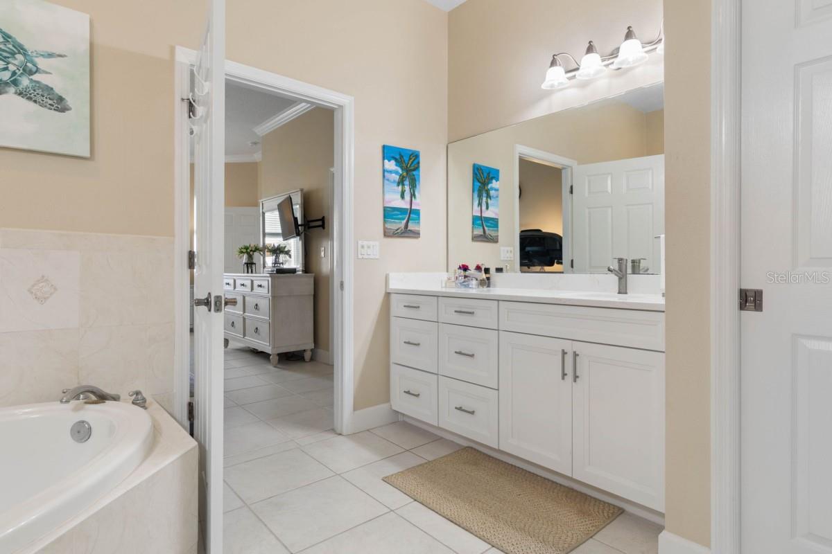 Image 8 of 24 For 700 Cinnamon Beach Way 625