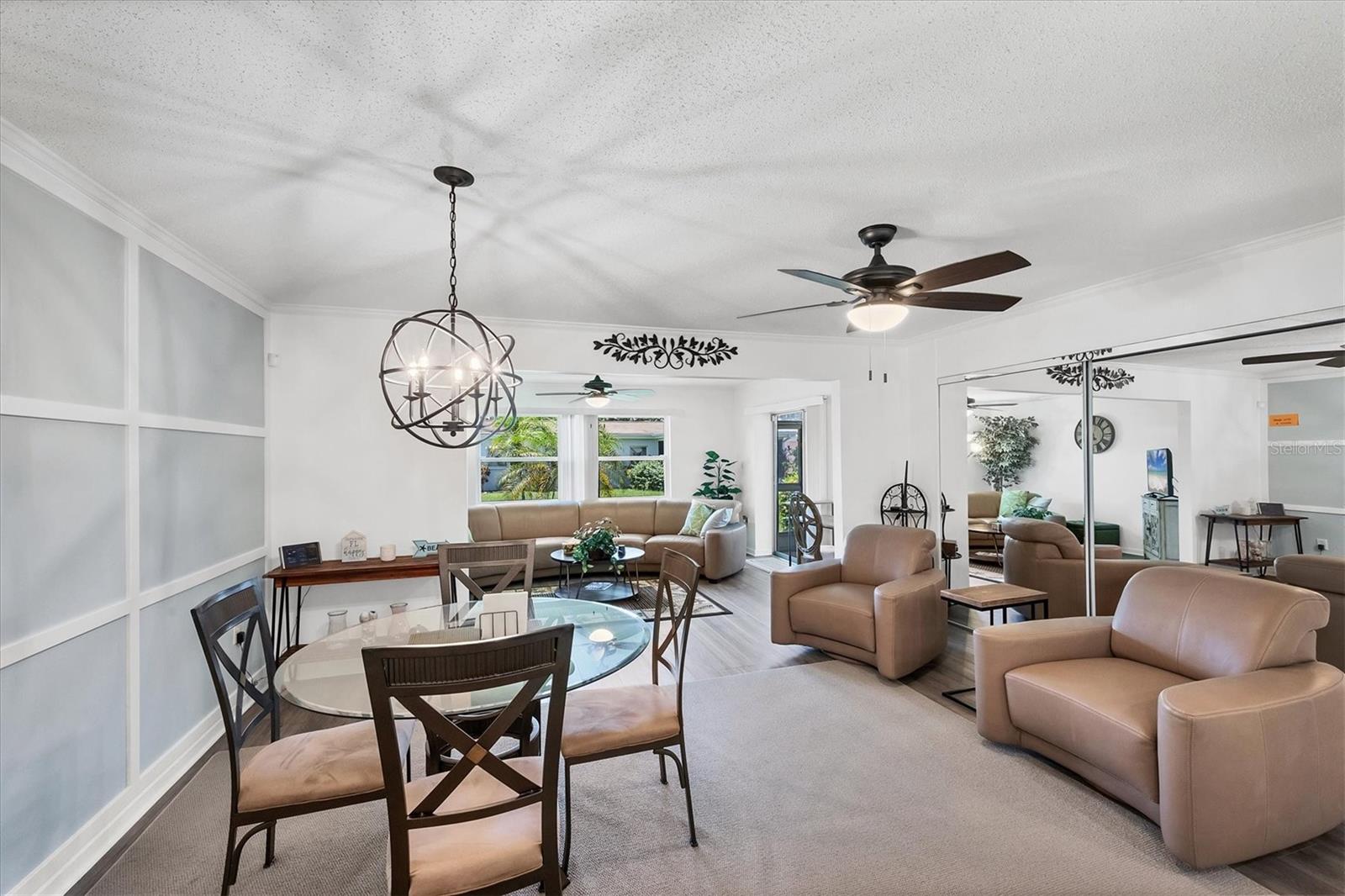 Image 11 of 40 For 3522 Silver Pine Court 90