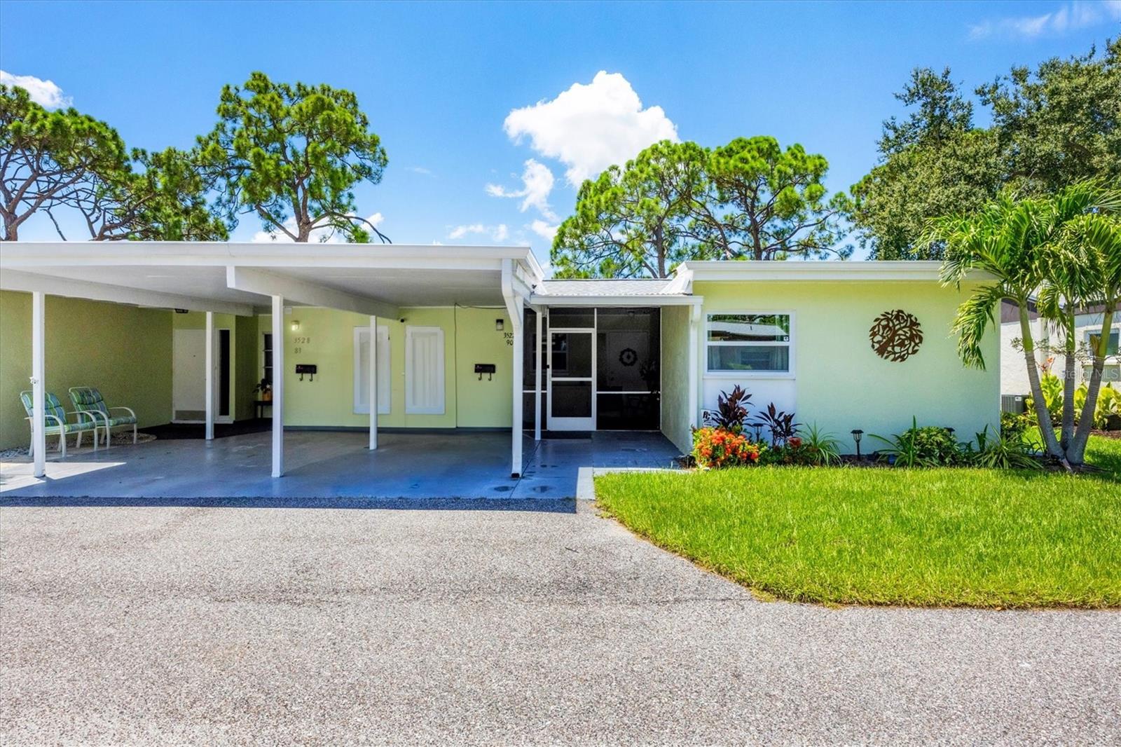 Image 2 of 40 For 3522 Silver Pine Court 90