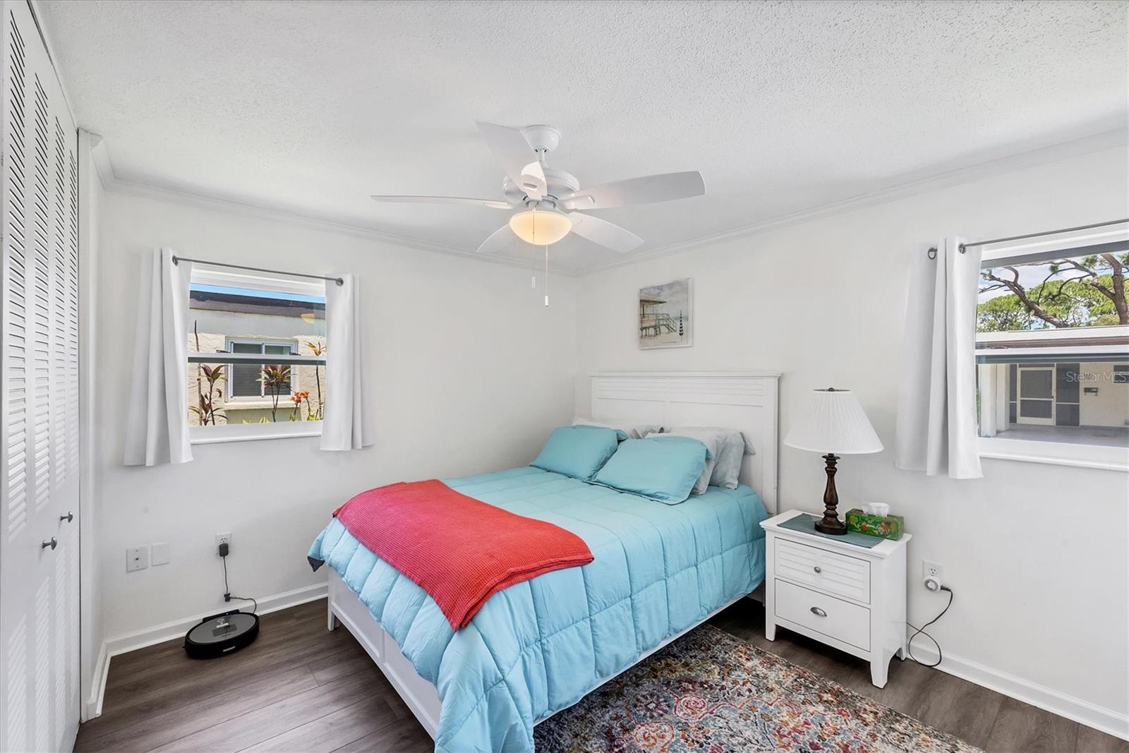 Image 21 of 40 For 3522 Silver Pine Court 90