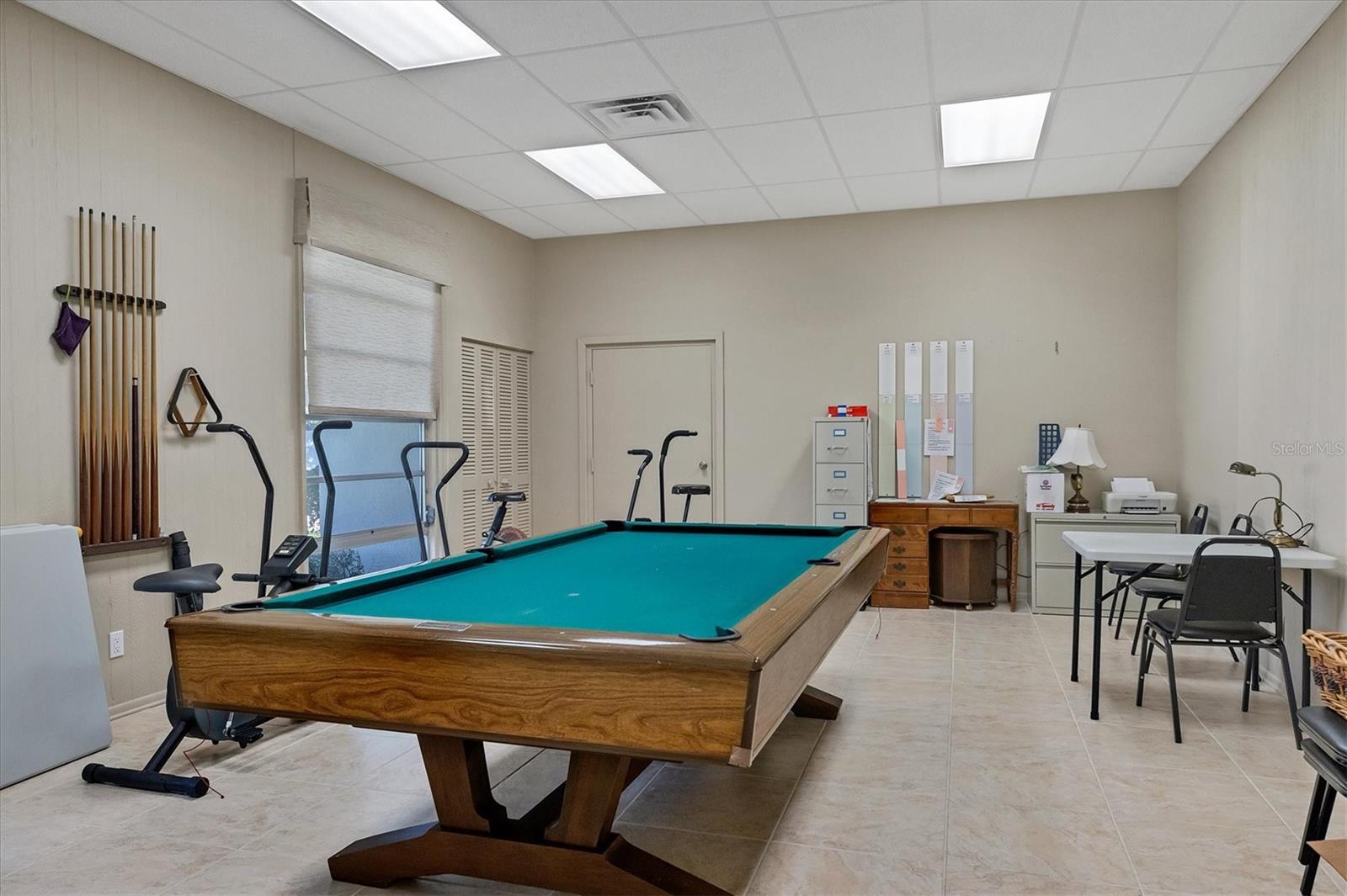 Image 37 of 40 For 3522 Silver Pine Court 90