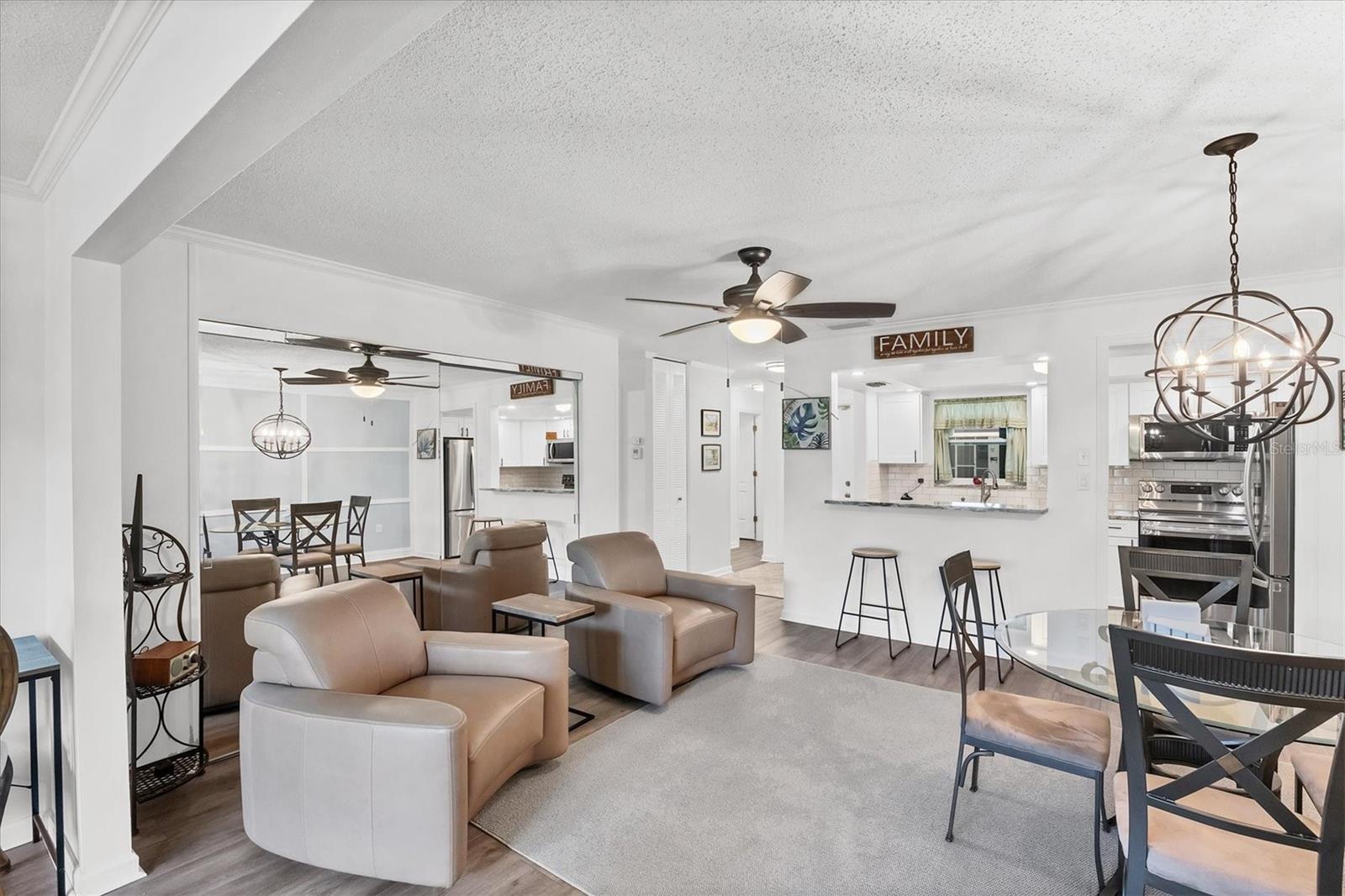 Image 6 of 40 For 3522 Silver Pine Court 90