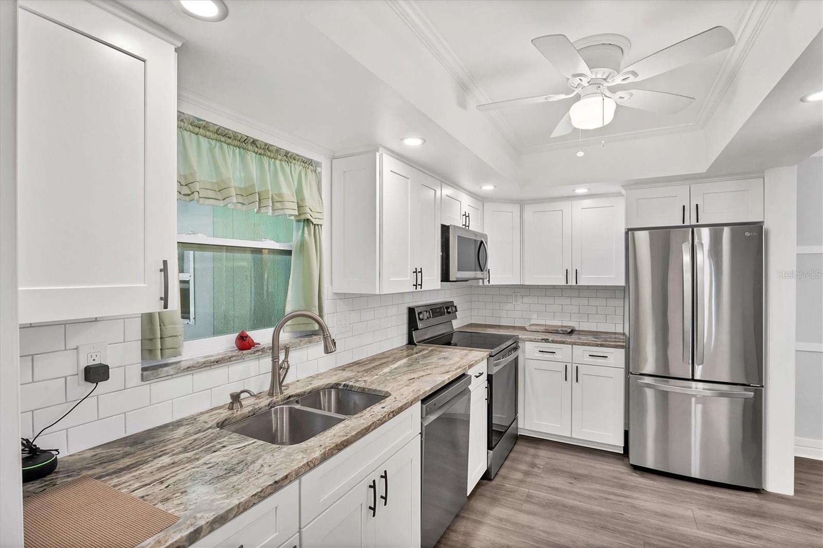 Image 9 of 40 For 3522 Silver Pine Court 90