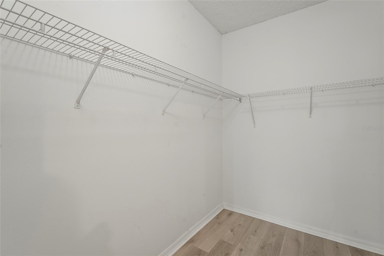 Image 32 of 75 For 5551 Bentgrass Drive 11-117
