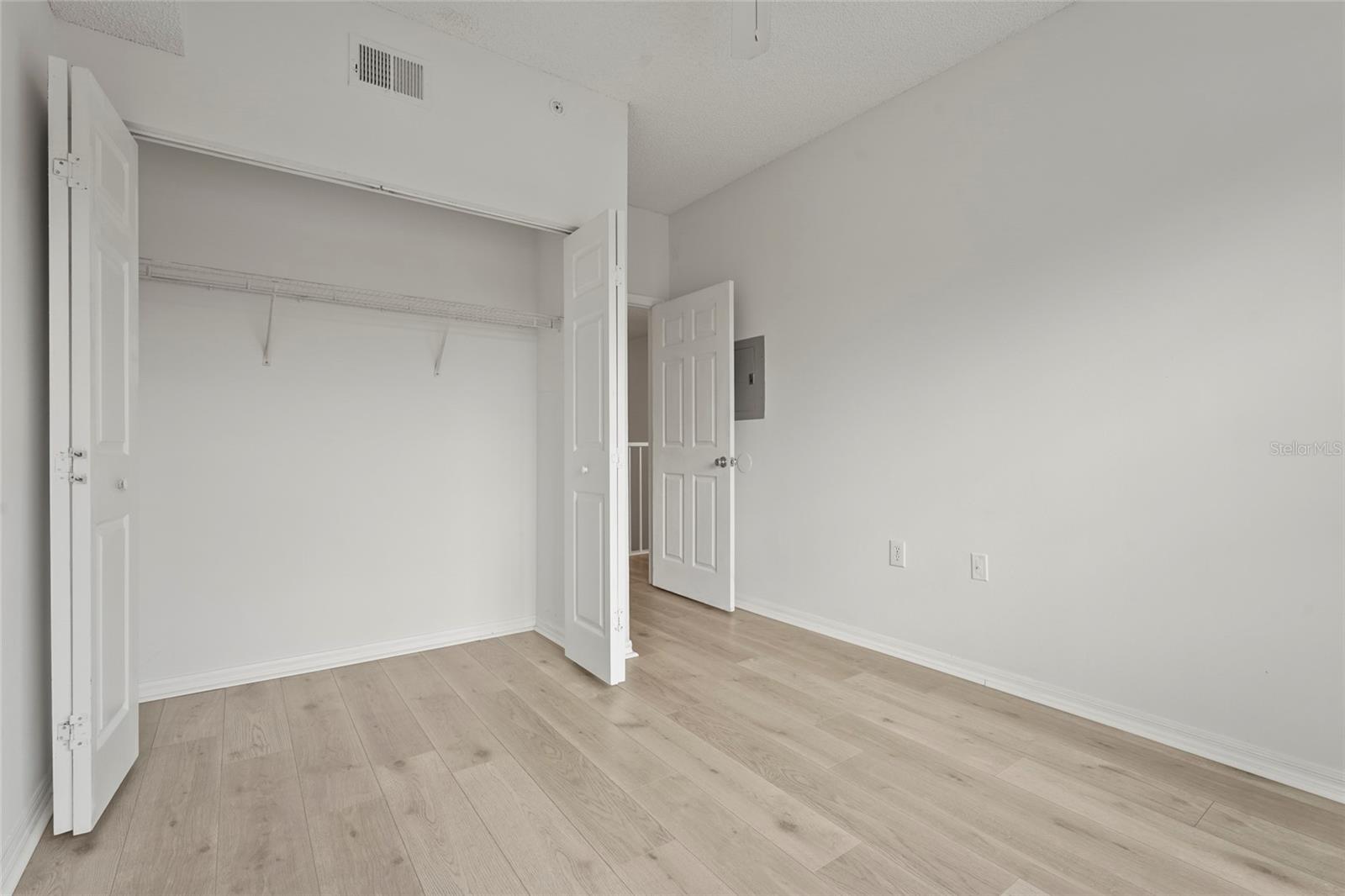 Image 34 of 75 For 5551 Bentgrass Drive 11-117