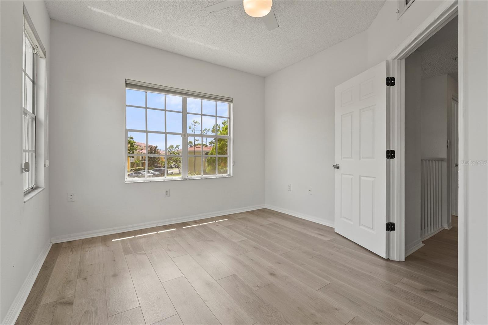 Image 37 of 75 For 5551 Bentgrass Drive 11-117
