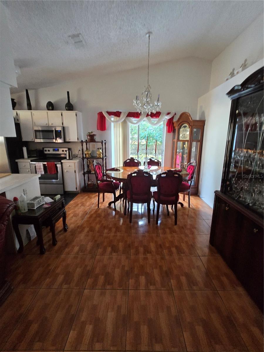 Image 8 of 21 For 5972 Kenlyn Court