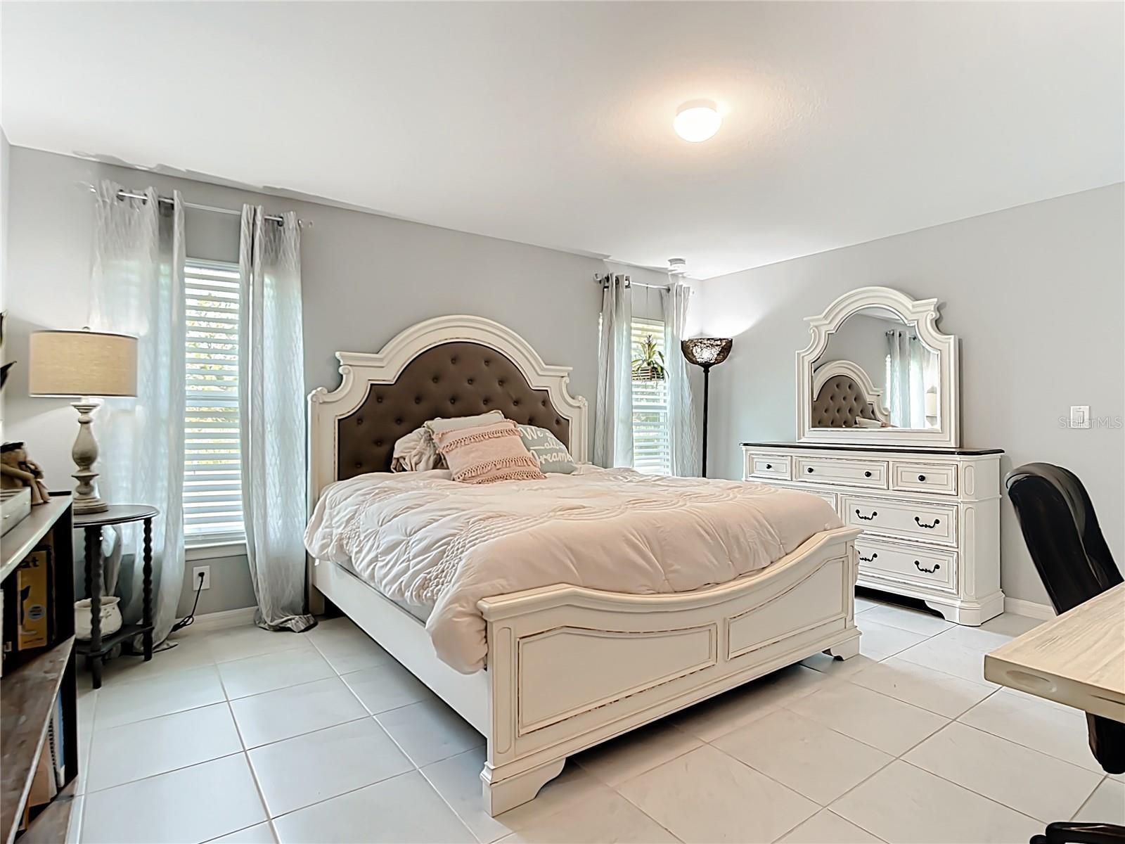 Image 13 of 30 For 2713 Embassy Road