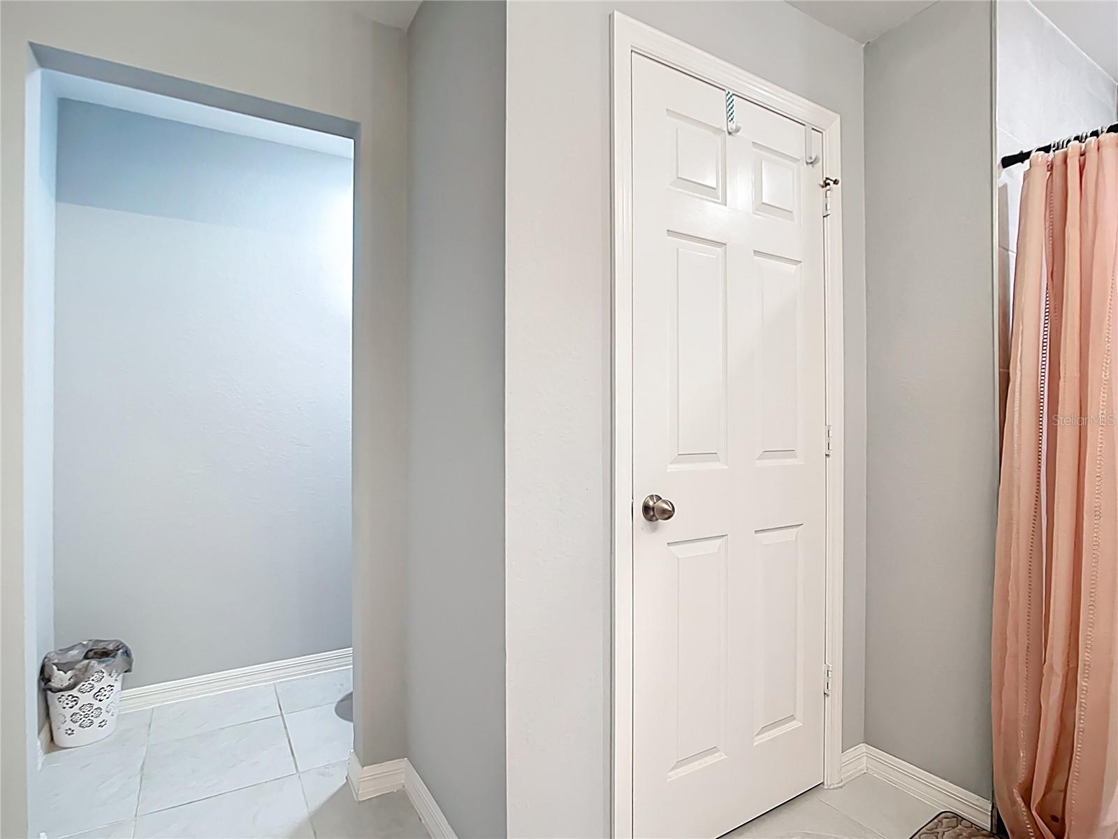 Image 16 of 30 For 2713 Embassy Road