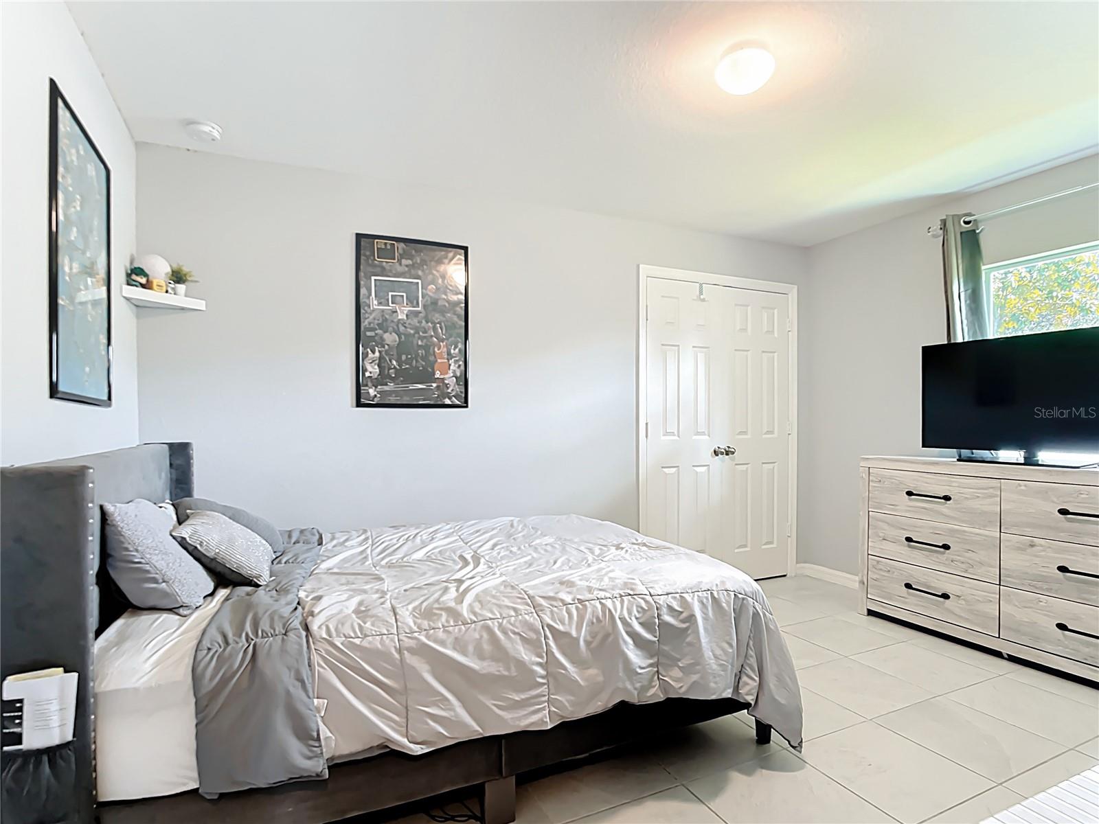 Image 17 of 30 For 2713 Embassy Road