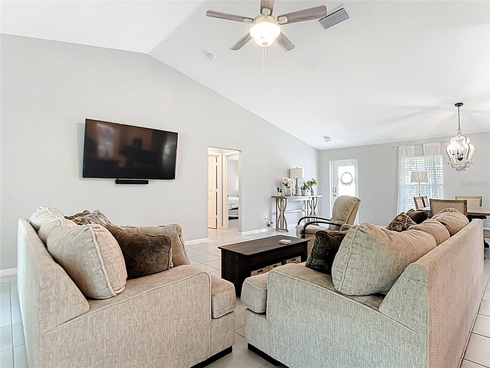 Image 8 of 30 For 2713 Embassy Road