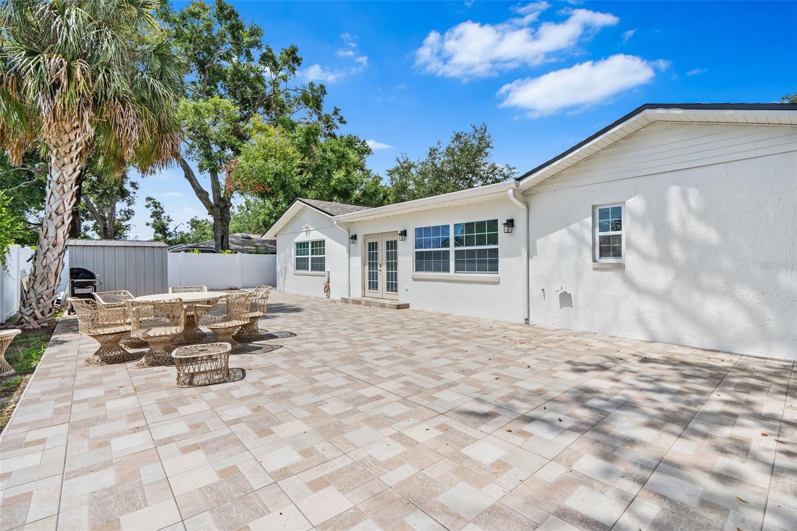 Listing photo id 49 for 107 Valley Circle