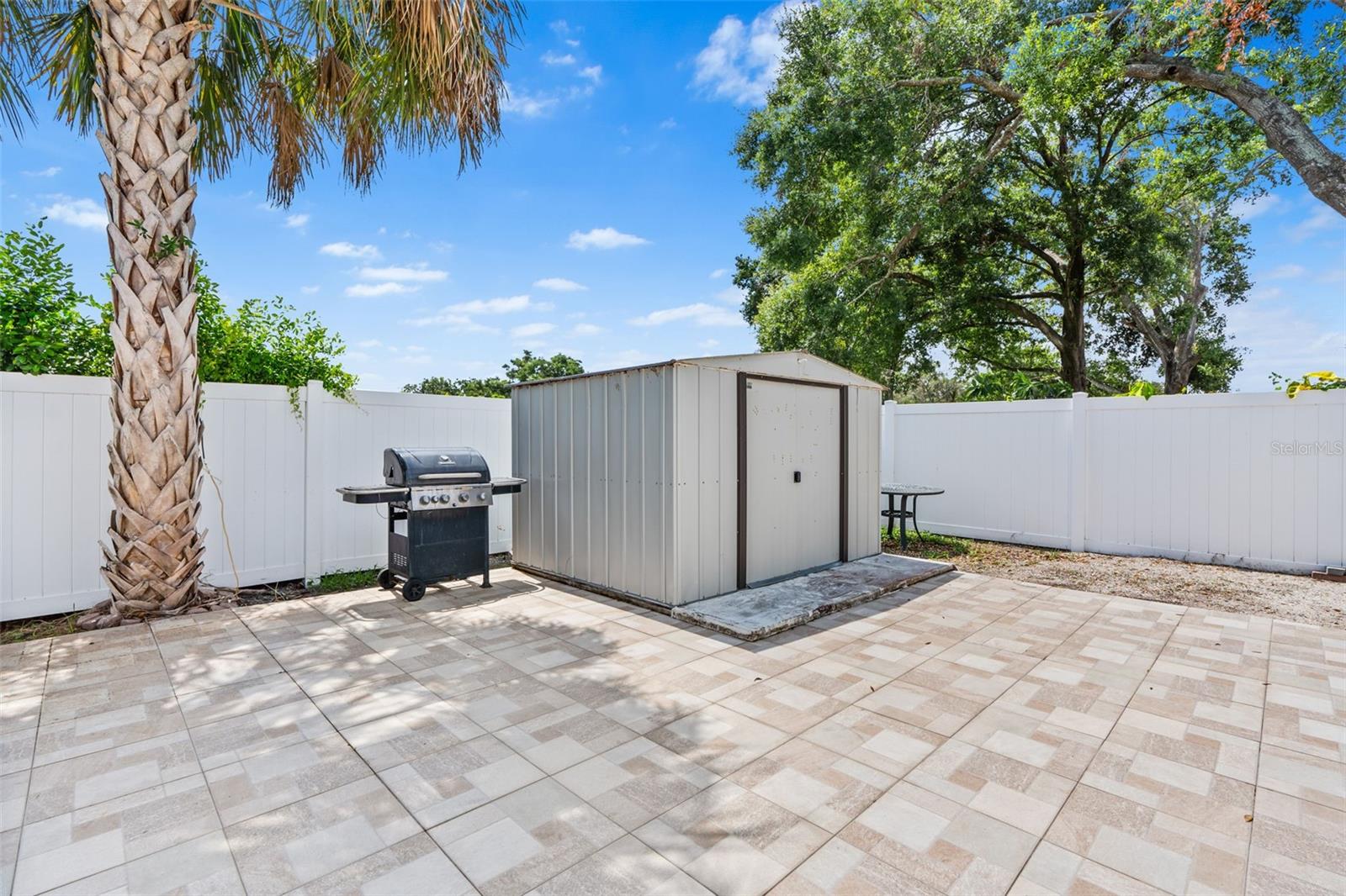 Listing photo id 50 for 107 Valley Circle