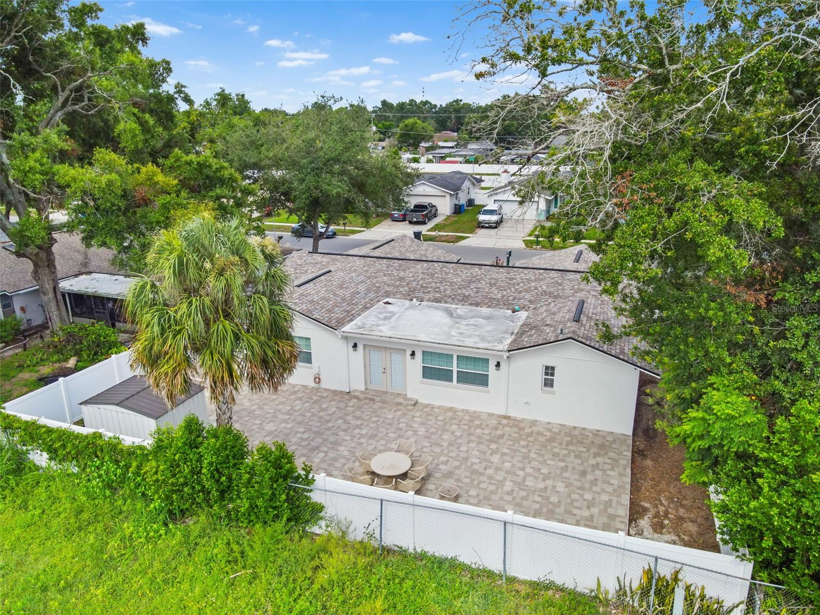 Listing photo id 7 for 107 Valley Circle
