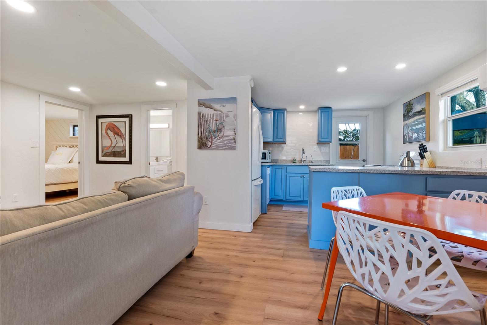 Image 2 of 18 For 2311 Waldemere Street B