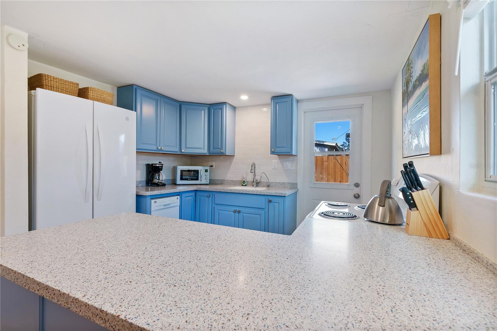 Image 8 of 18 For 2311 Waldemere Street B