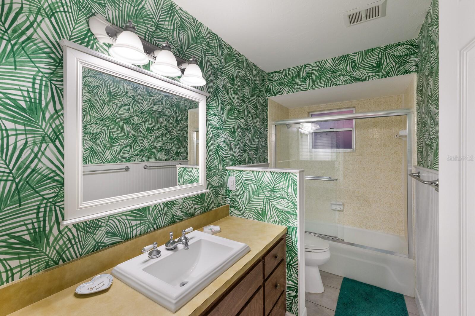 Image 22 of 38 For 7705 16th Avenue Nw