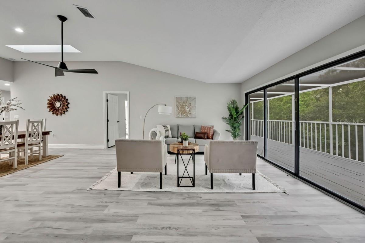 Image 12 of 47 For 1036 Lake Avoca Drive