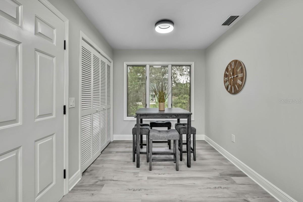 Image 18 of 47 For 1036 Lake Avoca Drive