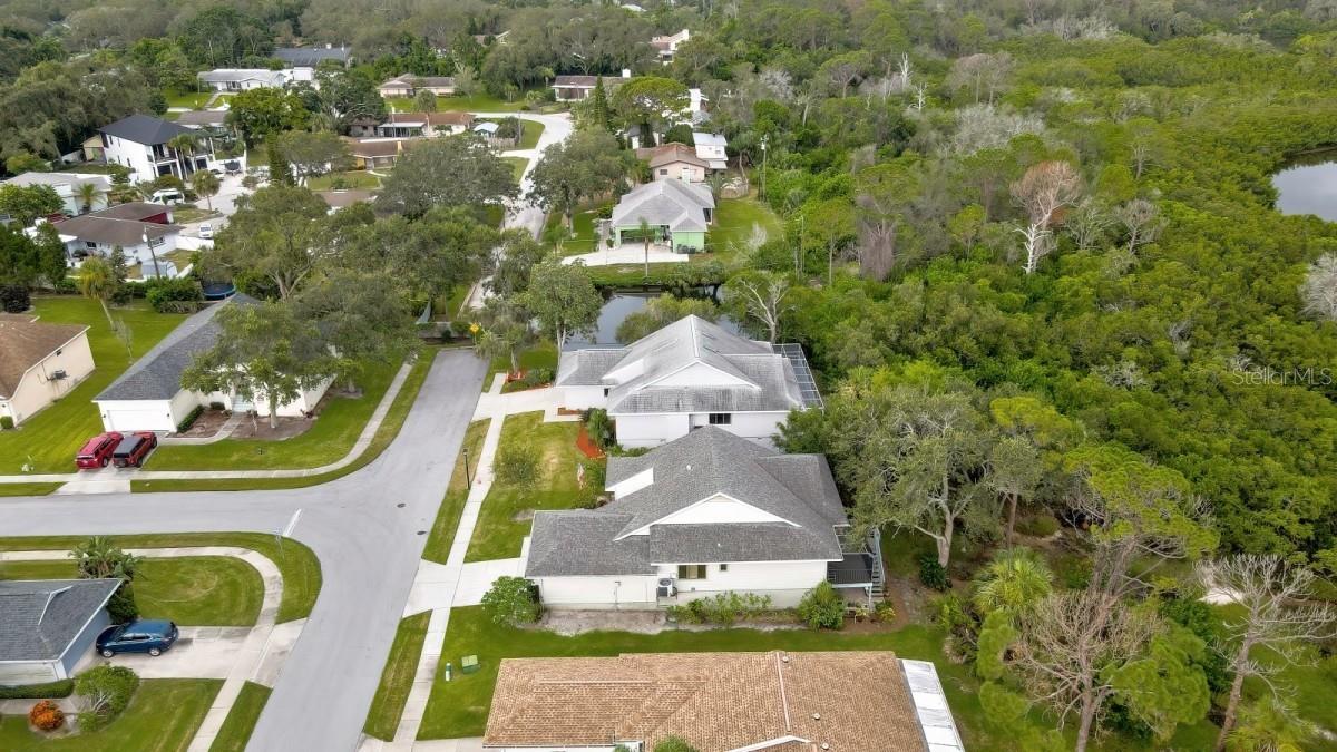Image 8 of 47 For 1036 Lake Avoca Drive