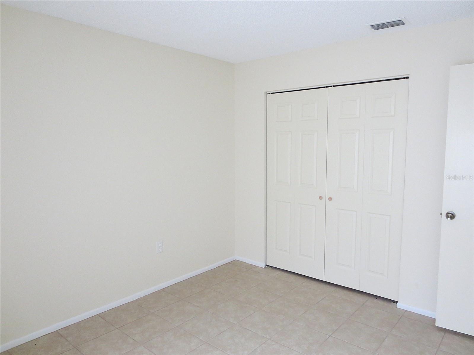 Image 10 of 14 For 1604 27th Avenue E